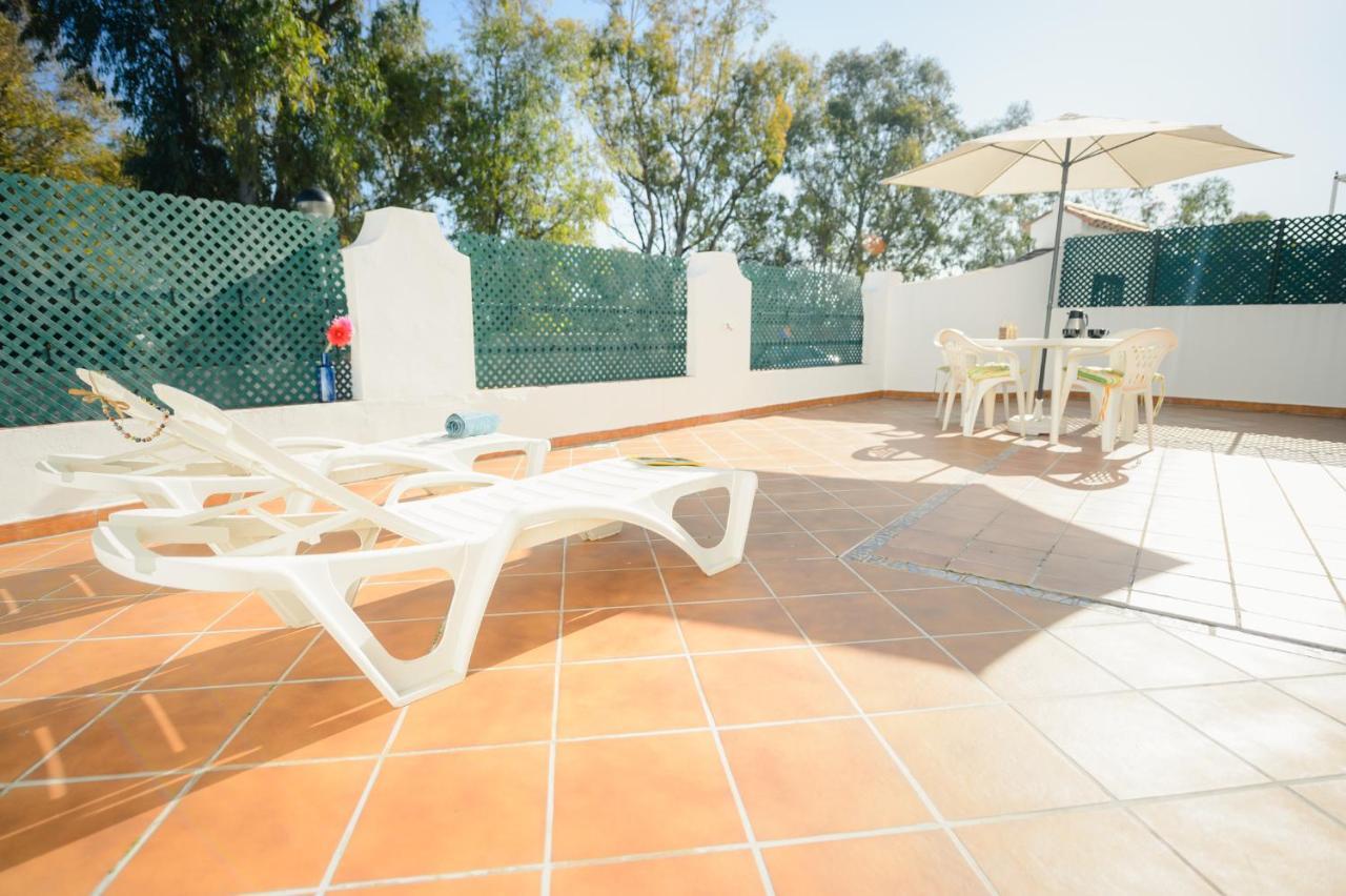 Apartamentos Rotonda Conil De La Frontera Esterno foto