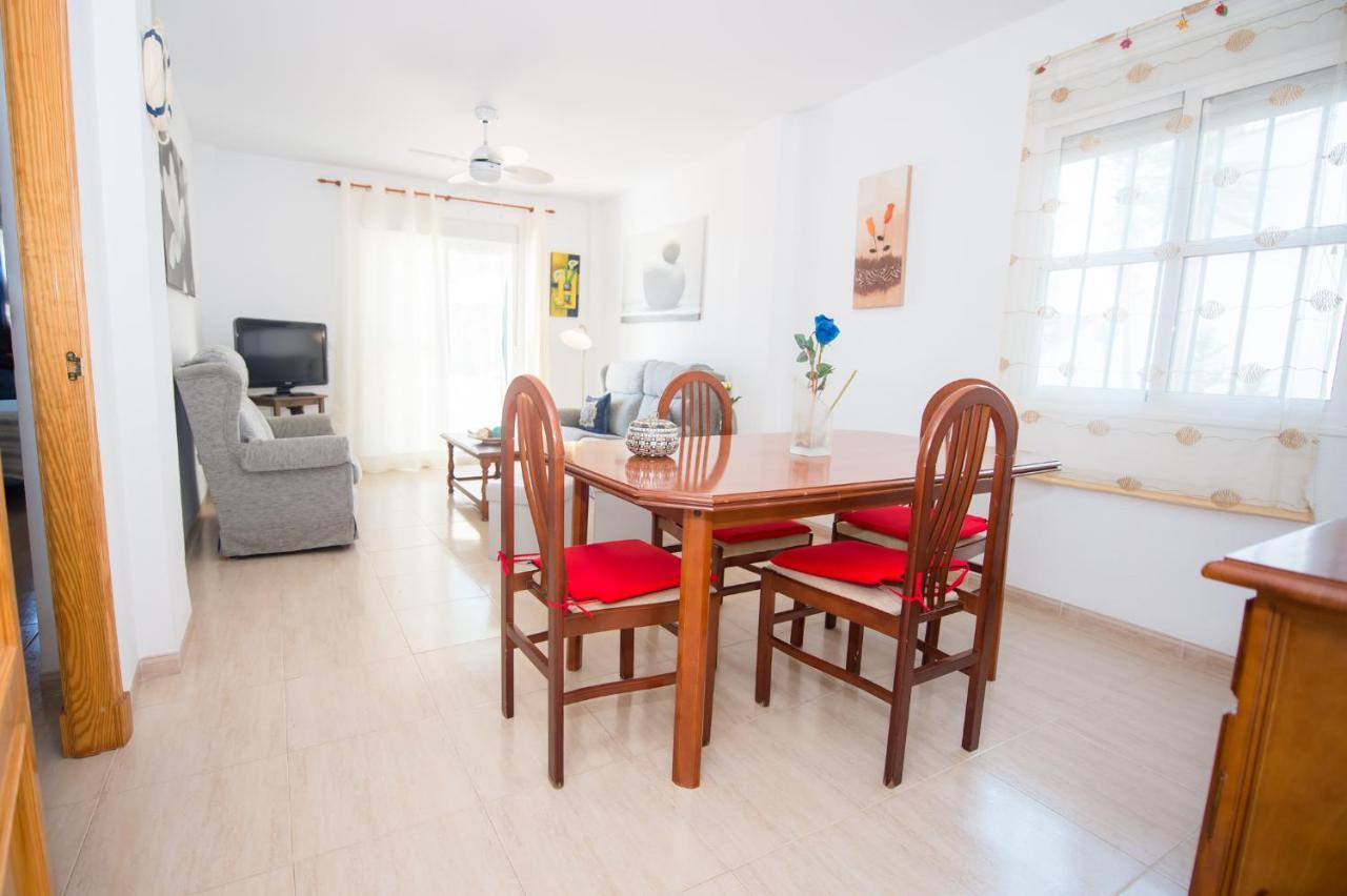 Apartamentos Rotonda Conil De La Frontera Esterno foto