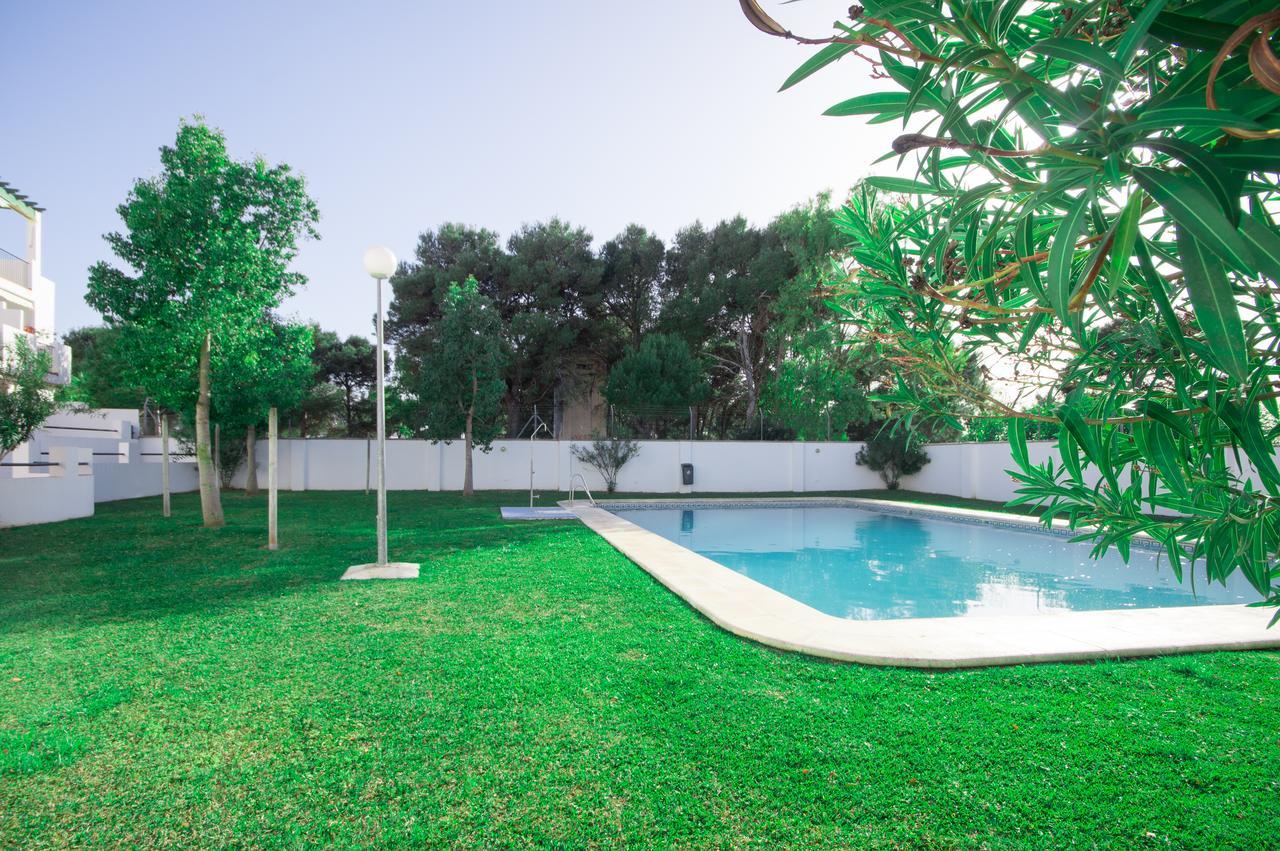 Apartamentos Rotonda Conil De La Frontera Esterno foto